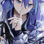 次元墻破了&hellip;25歲的Calgary小時(shí)候非常喜歡看漫畫,現(xiàn)在她已經(jīng)是一名化妝師,能夠?qū)⒆约合矏鄣娜宋锇岬浆F(xiàn)實(shí)中了!